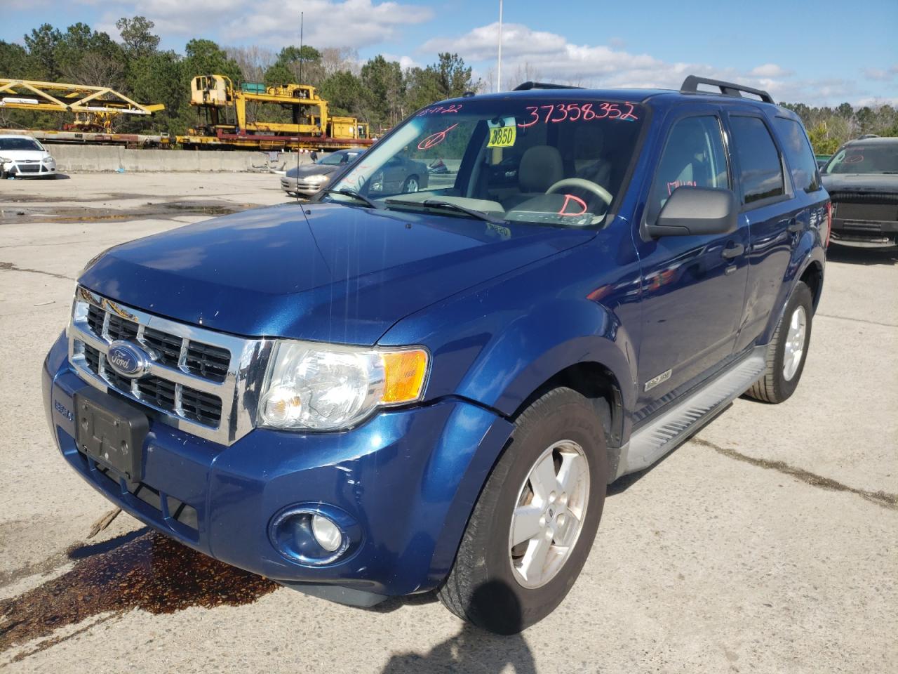 Photo 2 from auction – 2008 FORD ESCAPE XLT with VIN 1FMCU93Z78KE65404