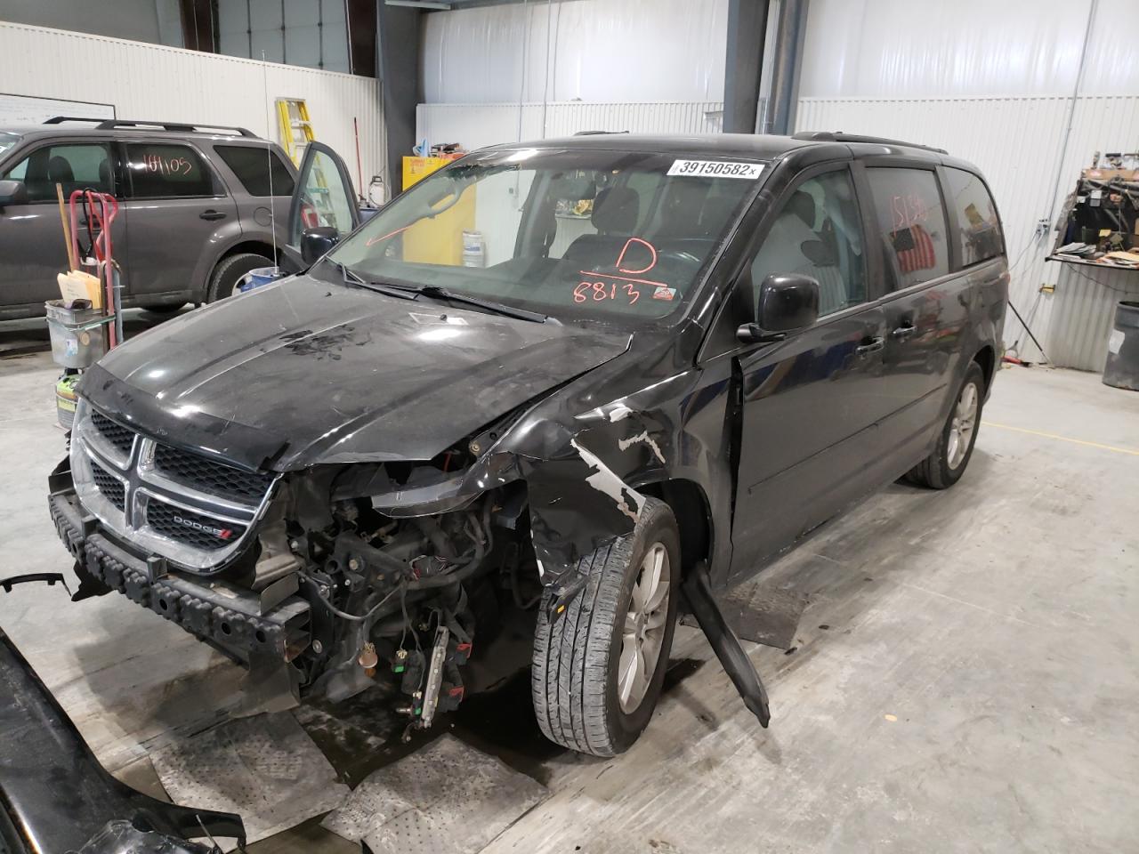 Photo 2 from auction – 2015 DODGE GRAND CARA with VIN 2C4RDGCG8FR648813