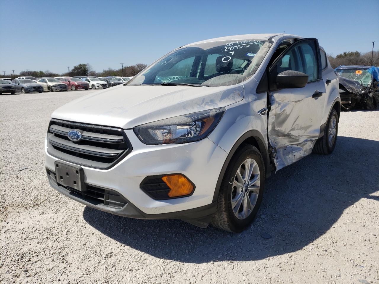Photo 2 from auction – 2018 FORD ESCAPE S with VIN 1FMCU0F73JUA22229