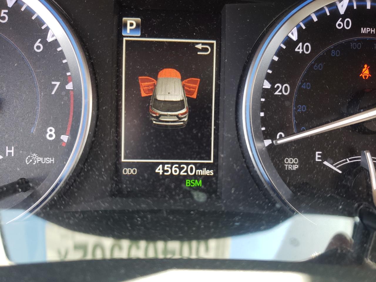 Photo 8 from auction – 2018 TOYOTA HIGHLANDER with VIN 5TDDZRFH0JS824359
