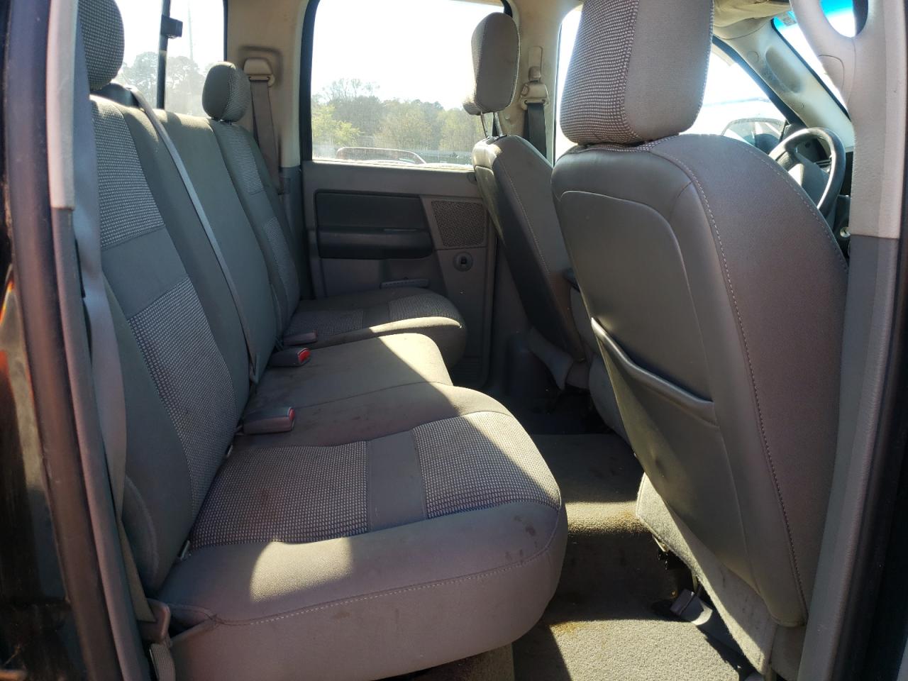 Photo 6 from auction – 2006 DODGE RAM 1500 S with VIN 1D7HA18226J102601