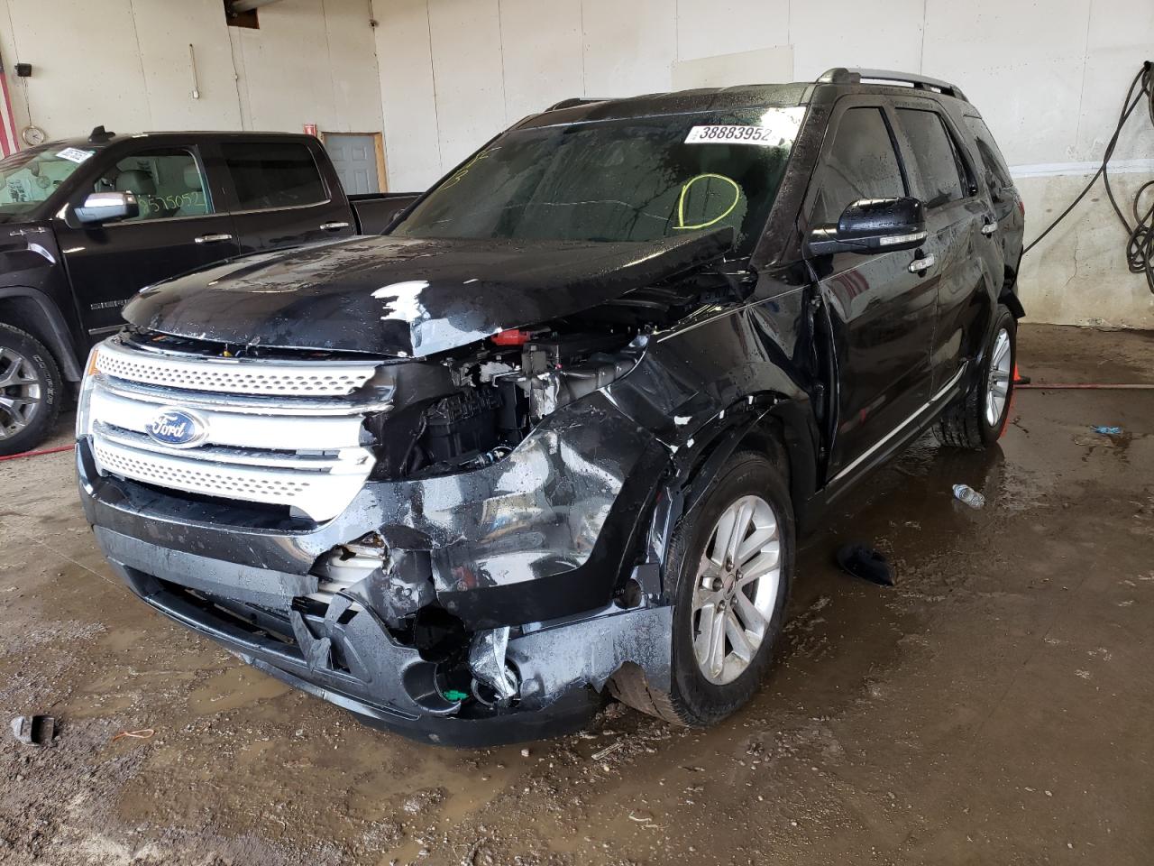 Photo 2 from auction – 2013 FORD EXPLORER X with VIN 1FM5K8D88DGA93843