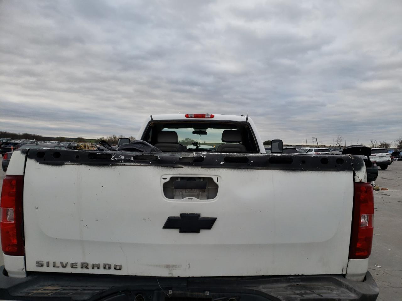 Photo 6 from auction – 2007 CHEVROLET SILVERADO with VIN 1GCHK34627E557664