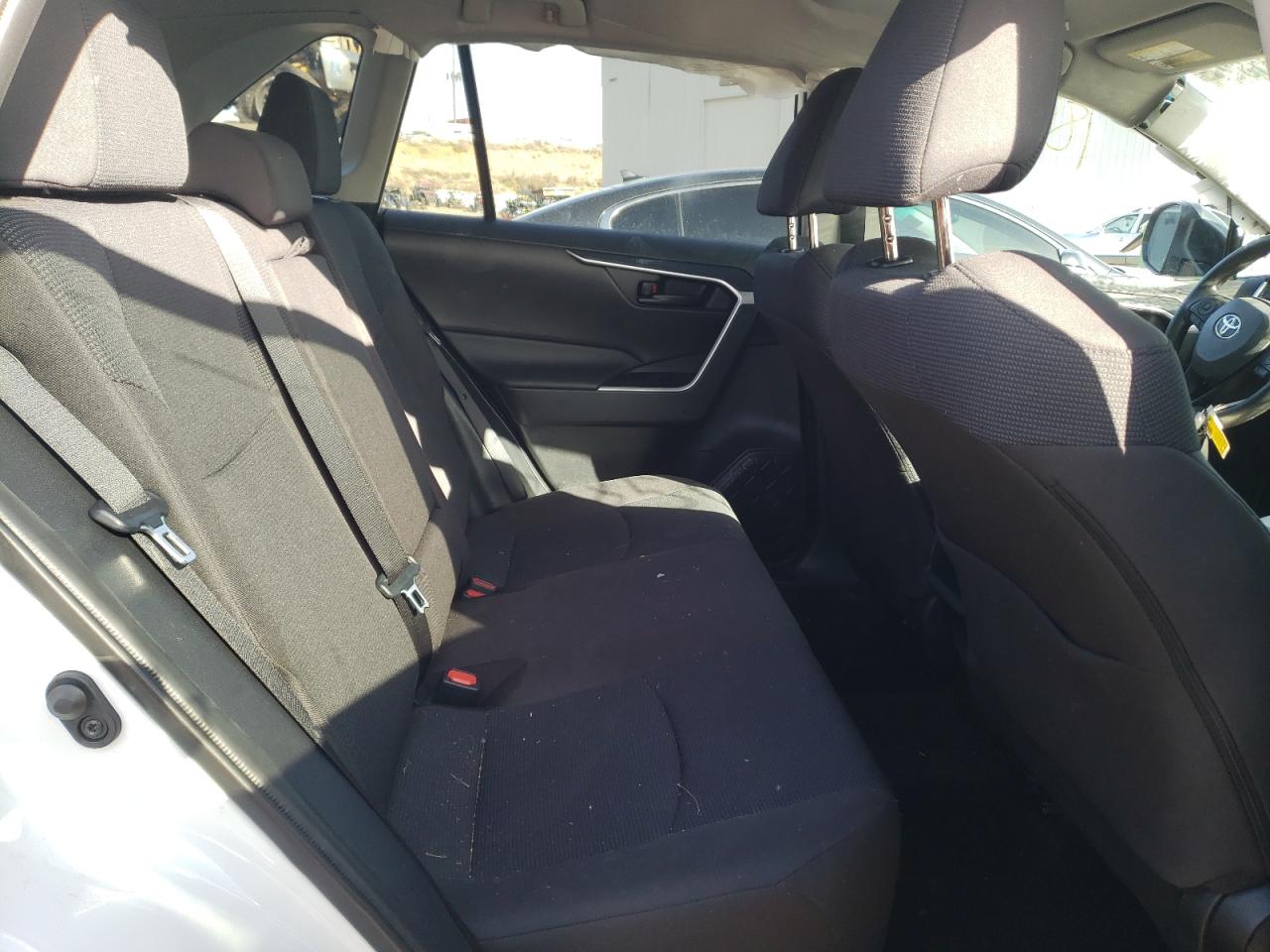 Photo 6 from auction – 2020 TOYOTA RAV4 LE with VIN 2T3F1RFV2LC131575