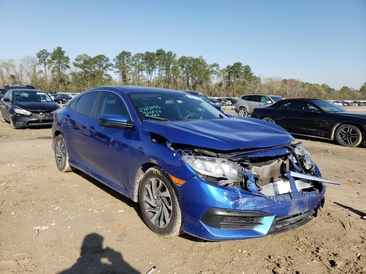 HONDA CIVIC EX 2018 with VIN 2HGFC2F75JH579096 - Photo from auction