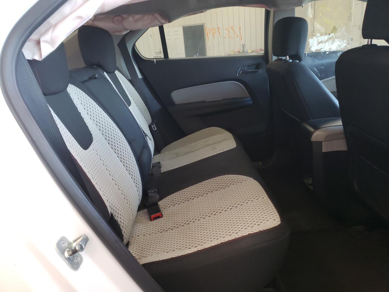 Photo 6 from auction – 2010 CHEVROLET EQUINOX LS with VIN 2CNALBEW6A6240856