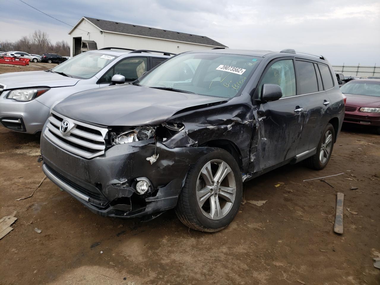 Photo 2 from auction – 2011 TOYOTA HIGHLANDER with VIN 5TDDK3EH2BS062544