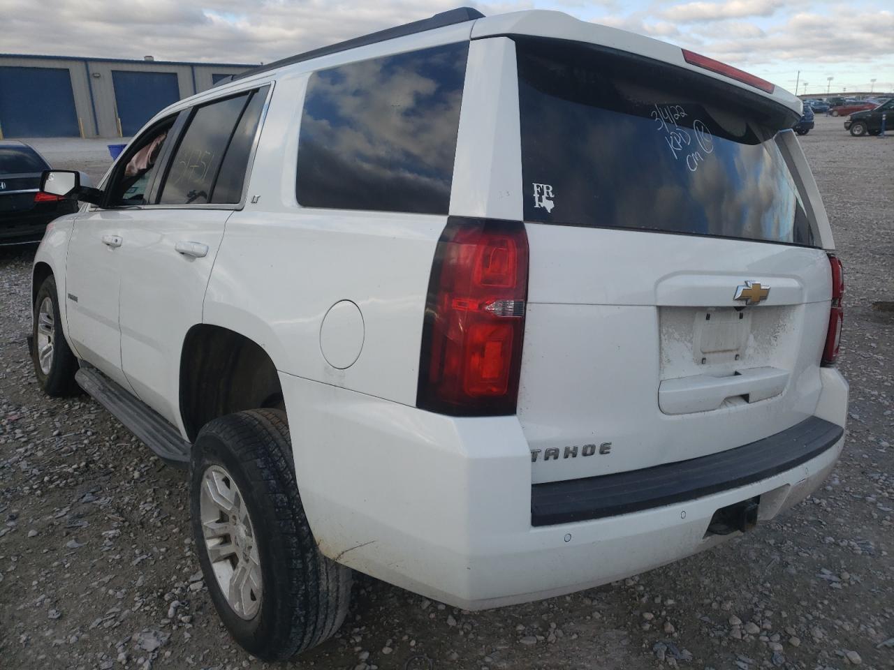 Photo 3 from auction – 2015 CHEVROLET TAHOE C150 with VIN 1GNSCBKC8FR121597