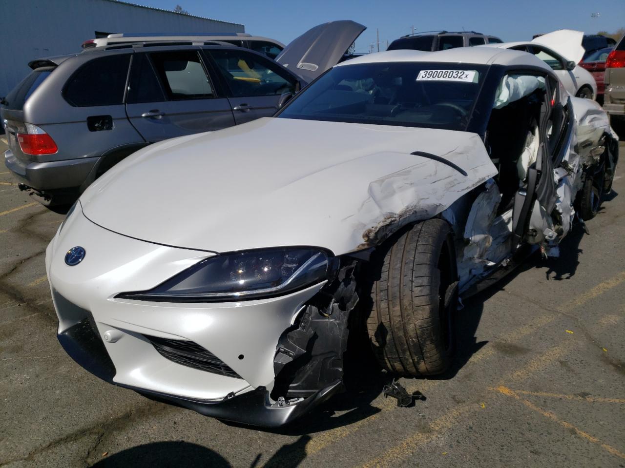 Photo 2 from auction – 2022 TOYOTA SUPRA BASE with VIN WZ1DB0C05NW047702