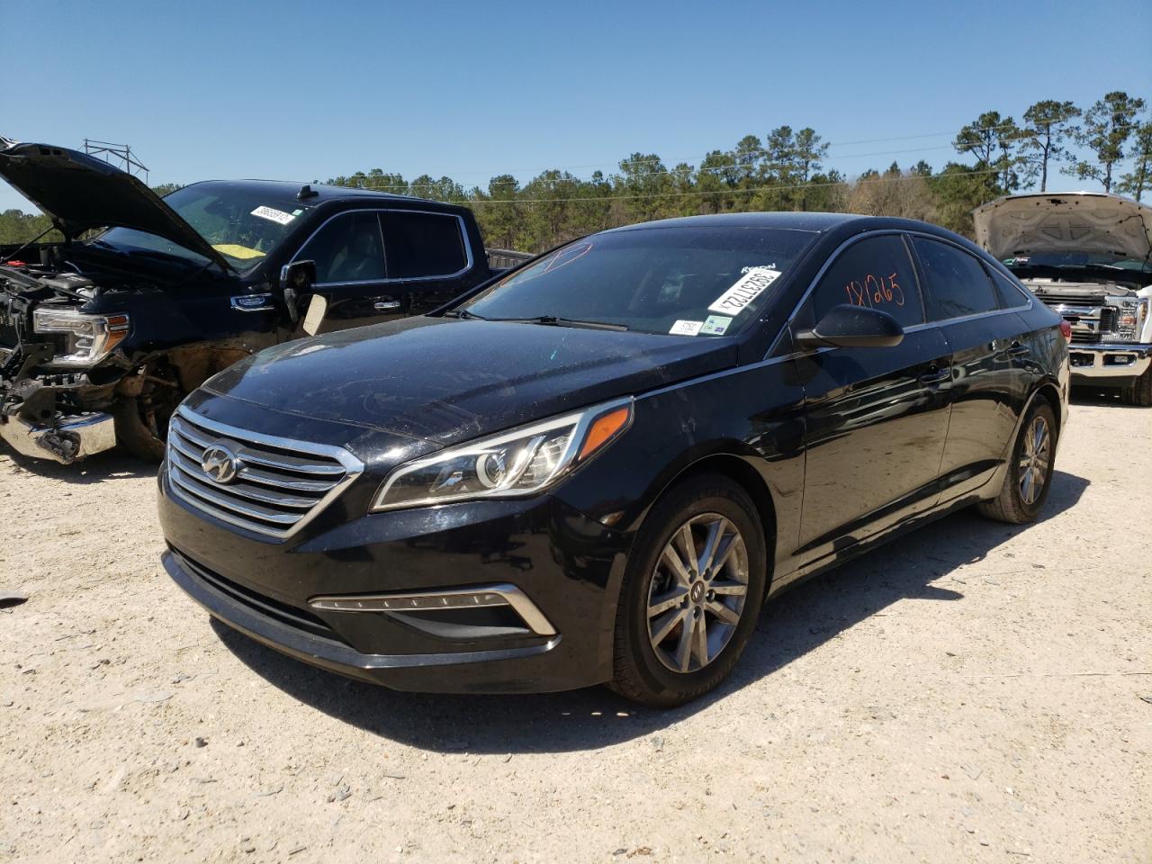 Photo 2 from auction – 2016 HYUNDAI SONATA SE with VIN 5NPE24AF2GH337180