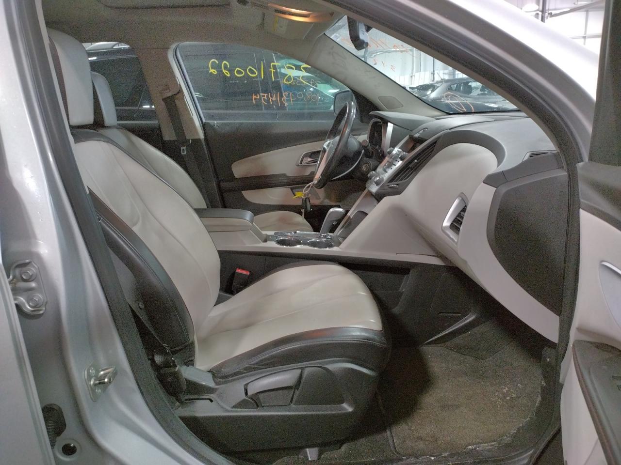 Photo 5 from auction – 2010 CHEVROLET EQUINOX LT with VIN 2CNFLGEY4A6382921