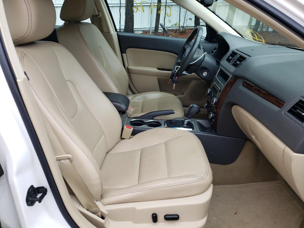 Photo 5 from auction – 2011 FORD FUSION SEL with VIN 3FAHP0JG5BR230331