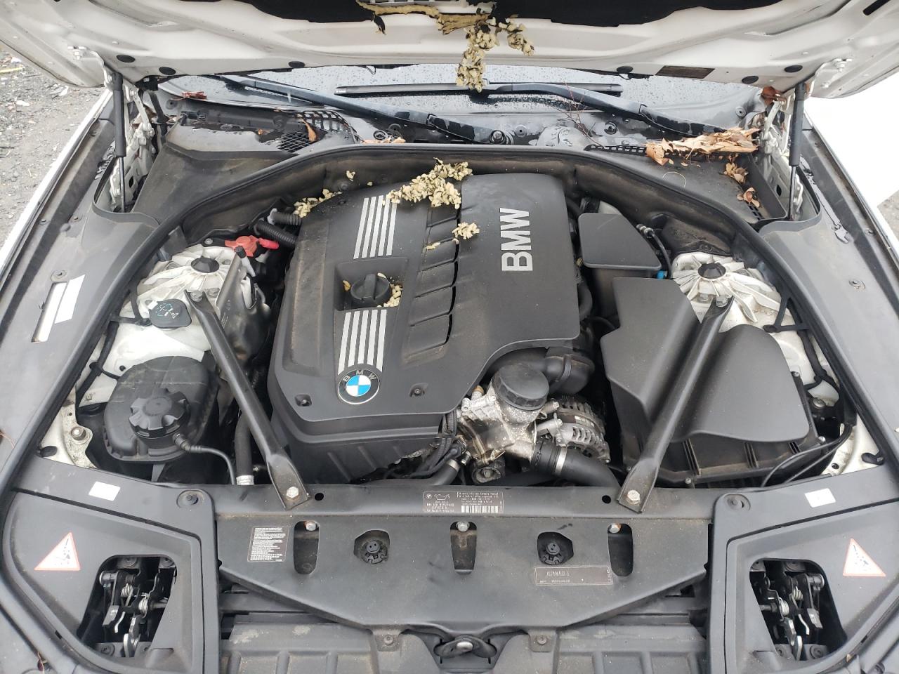 Photo 7 from auction – 2011 BMW 528 I with VIN WBAFR1C59BC743509