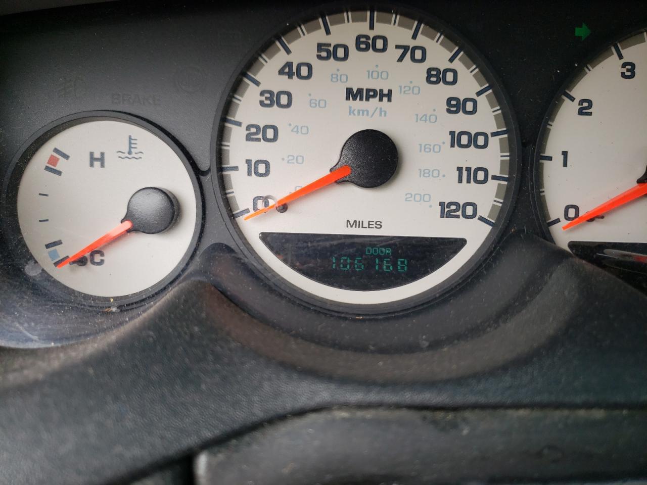Photo 8 from auction – 2004 DODGE NEON SXT with VIN 1B3ES56C84D538900