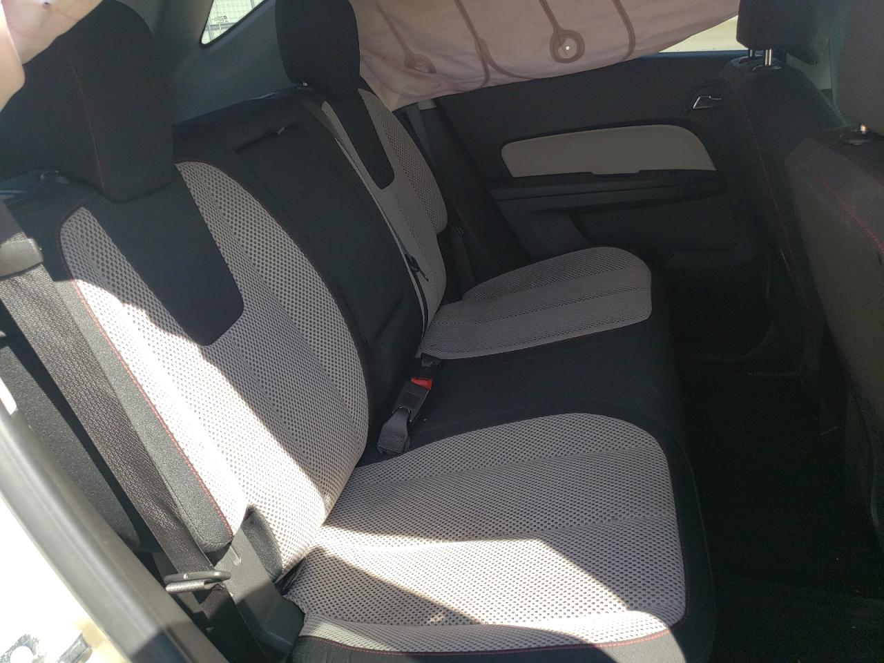 Photo 6 from auction – 2015 CHEVROLET EQUINOX LT with VIN 2GNALBEK4F1149677