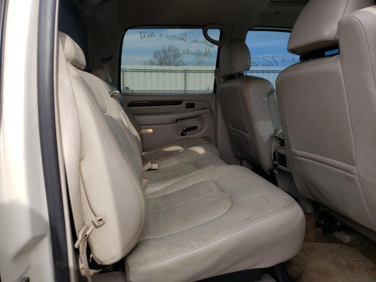 Photo 6 from auction – 2002 CADILLAC ESCALADE E with VIN 3GYEK63N62G358013