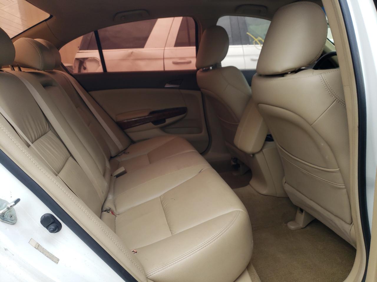 Photo 6 from auction – 2008 HONDA ACCORD EX with VIN JHMCP26718C027113
