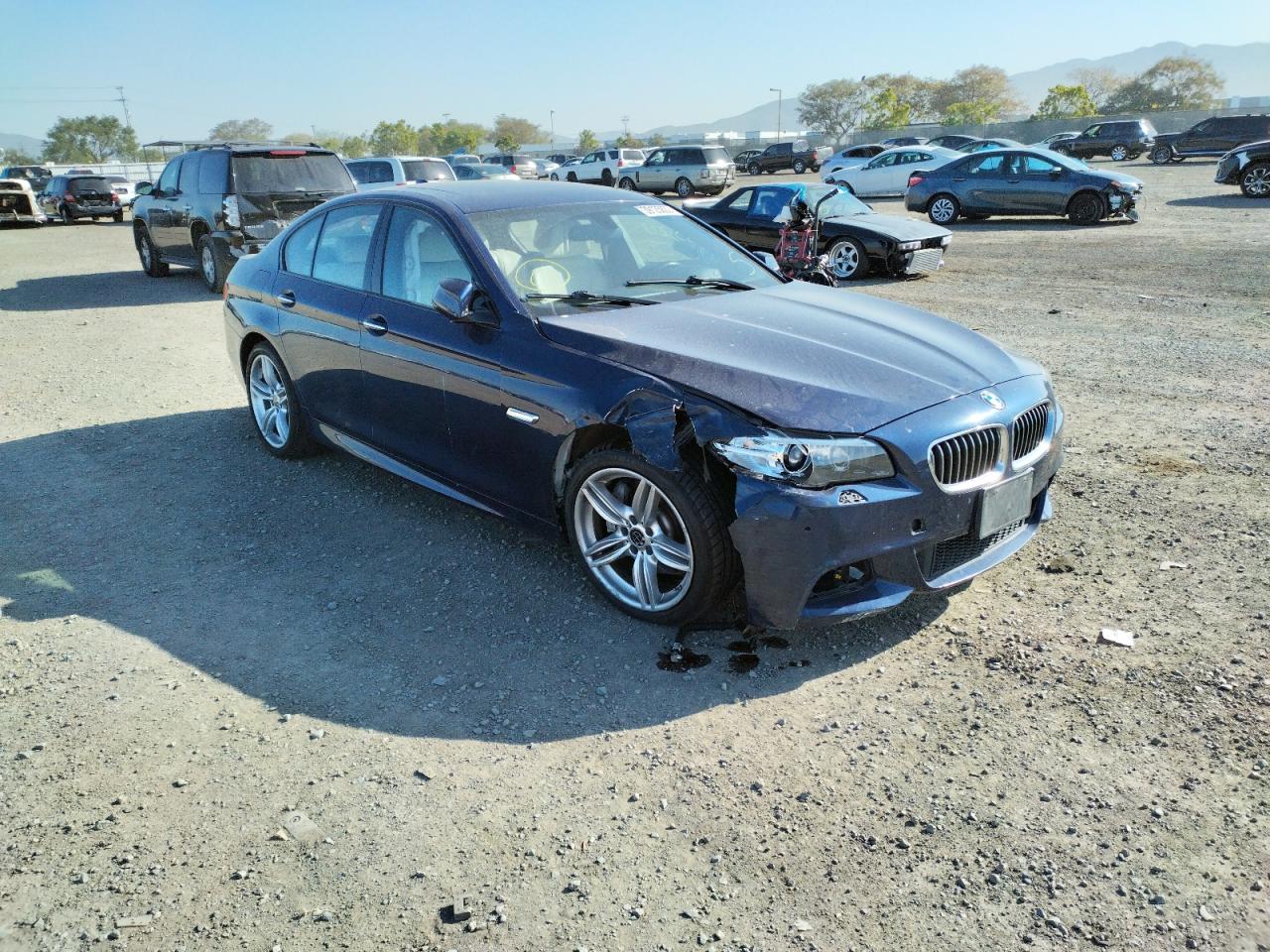BMW 535 I 2016 с VIN WBA5B1C50GG553663 - Фото с аукциона