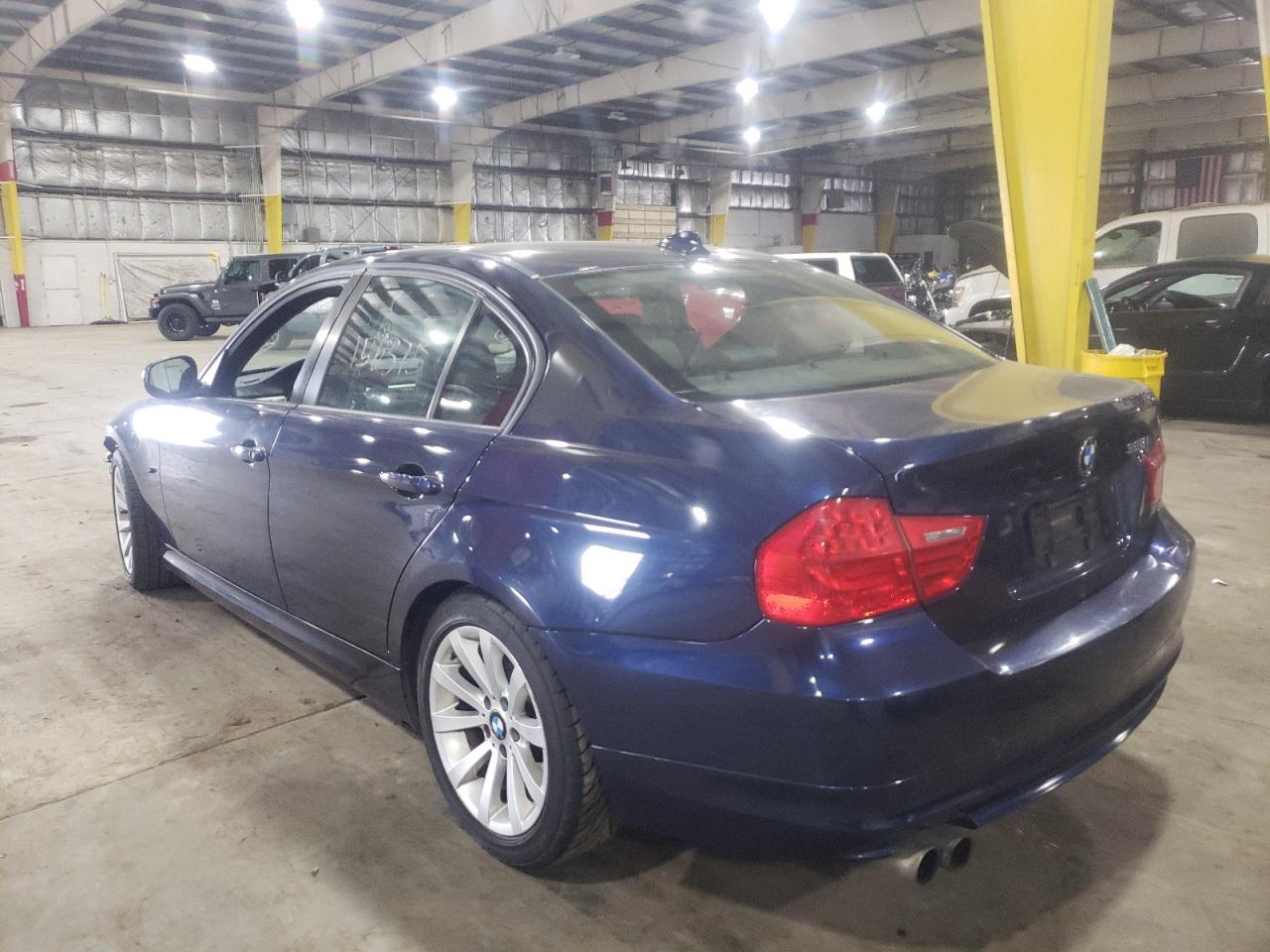 Photo 3 from auction – 2011 BMW 328 I with VIN WBAPH7C53BA801149