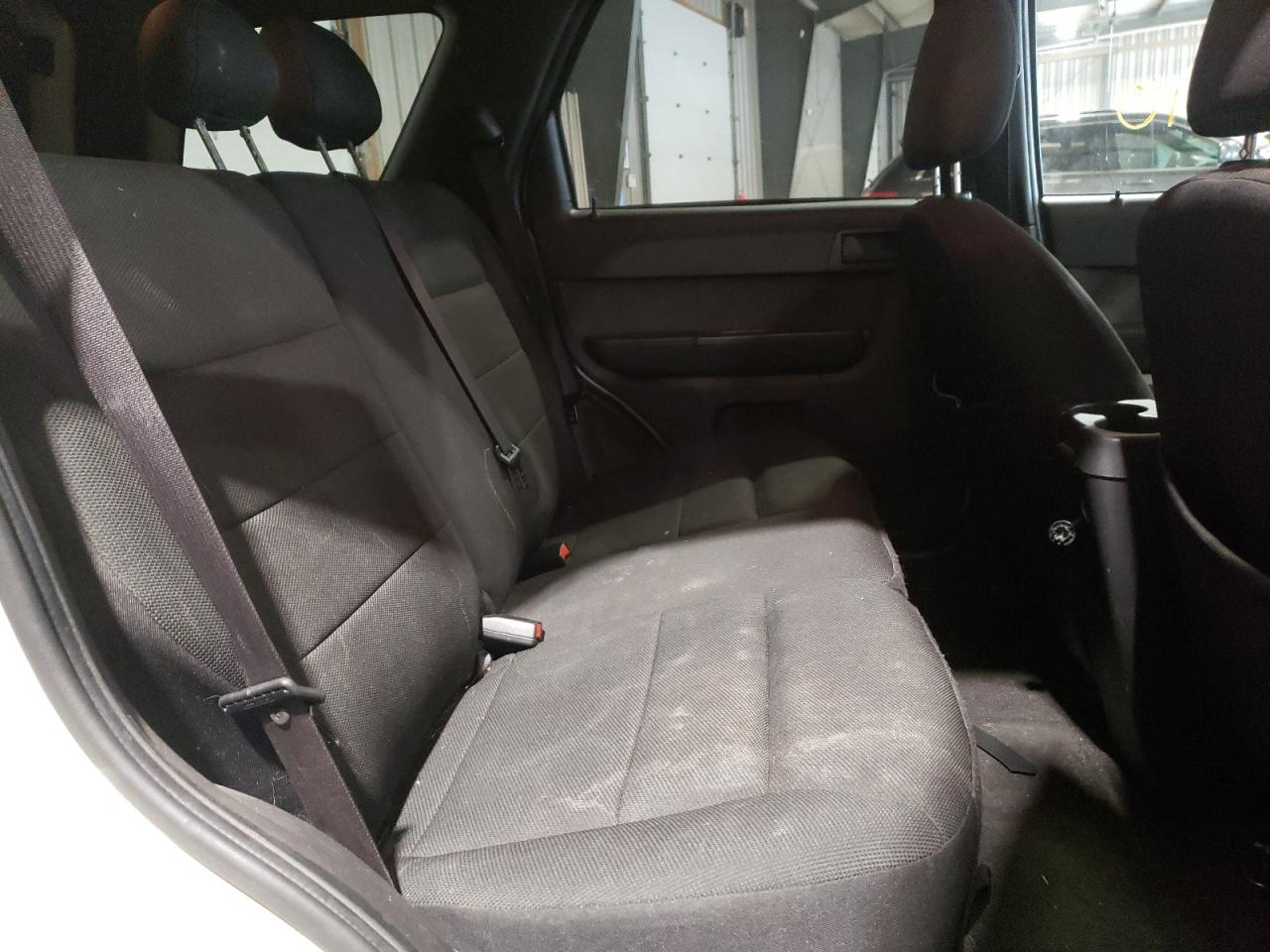 Photo 6 from auction – 2008 FORD ESCAPE XLT with VIN 1FMCU93158KE38454