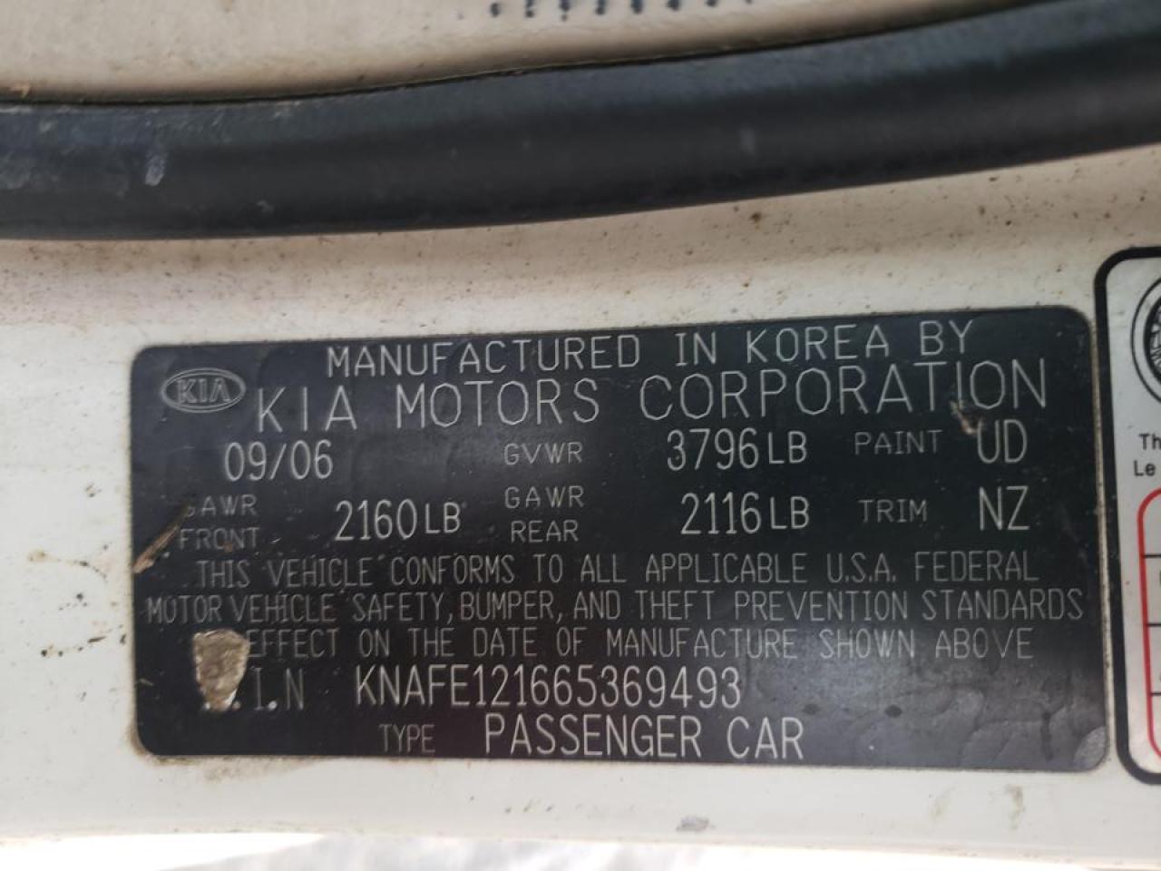 Photo 10 from auction – 2006 KIA SPECTRA LX with VIN KNAFE121665369493