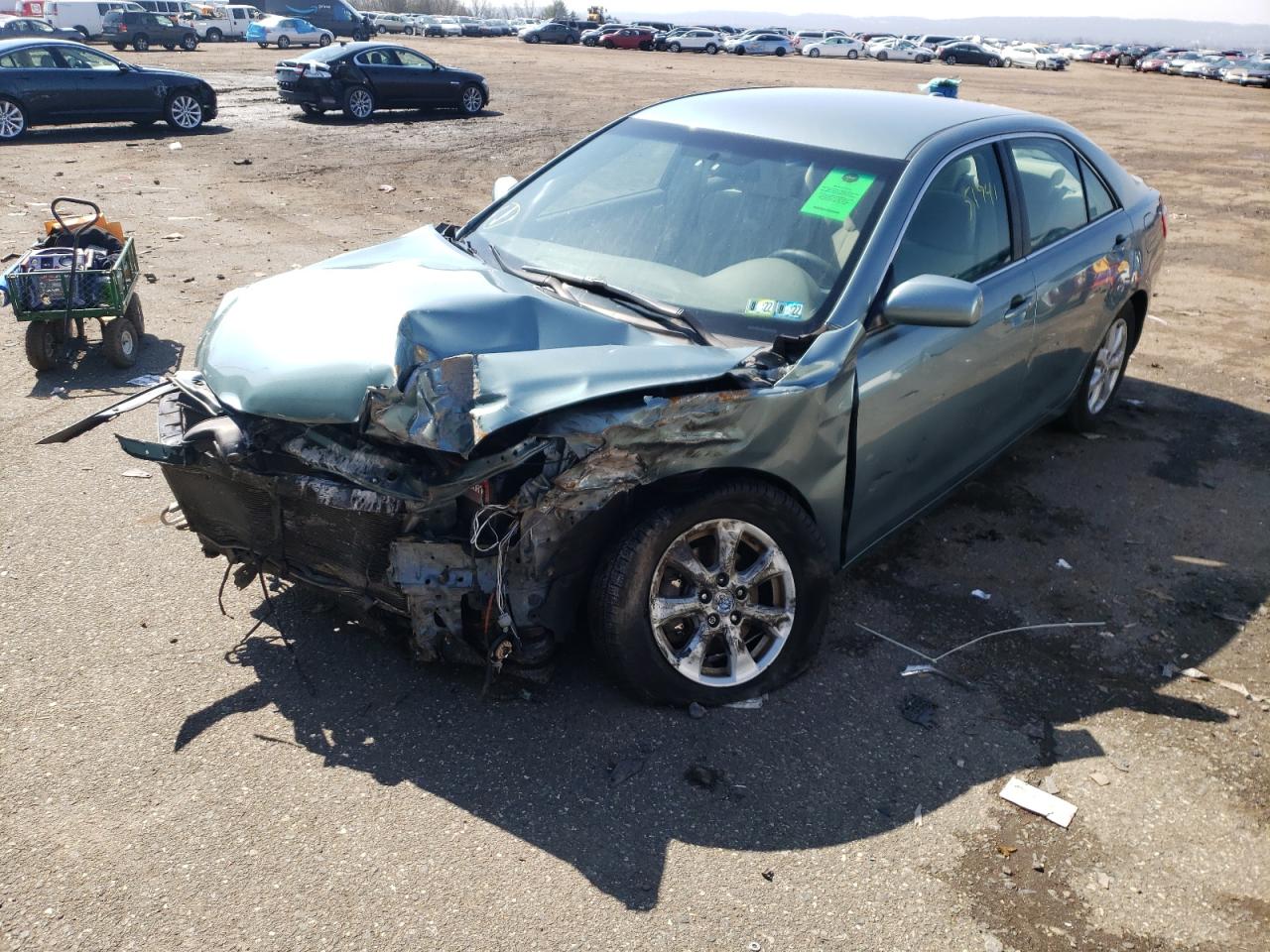 Photo 2 from auction – 2011 TOYOTA CAMRY BASE with VIN 4T1BF3EK2BU631701