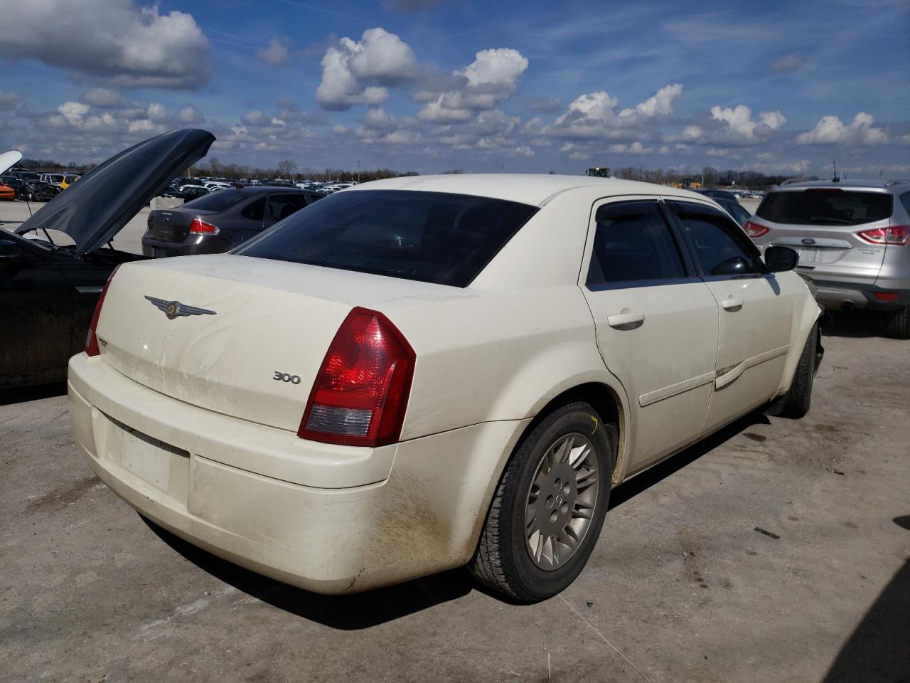 Photo 4 from auction – 2005 CHRYSLER 300 with VIN 2C3JA43R55H630977