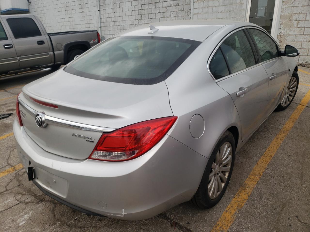 Photo 4 from auction – 2011 BUICK REGAL CXL with VIN W04GN5EC4B1136381