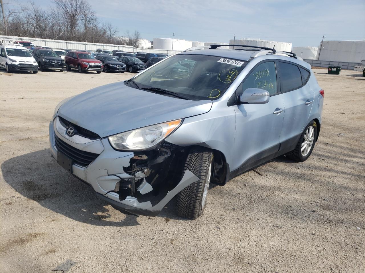 Photo 2 from auction – 2012 HYUNDAI TUCSON GLS with VIN KM8JU3AC4CU485433
