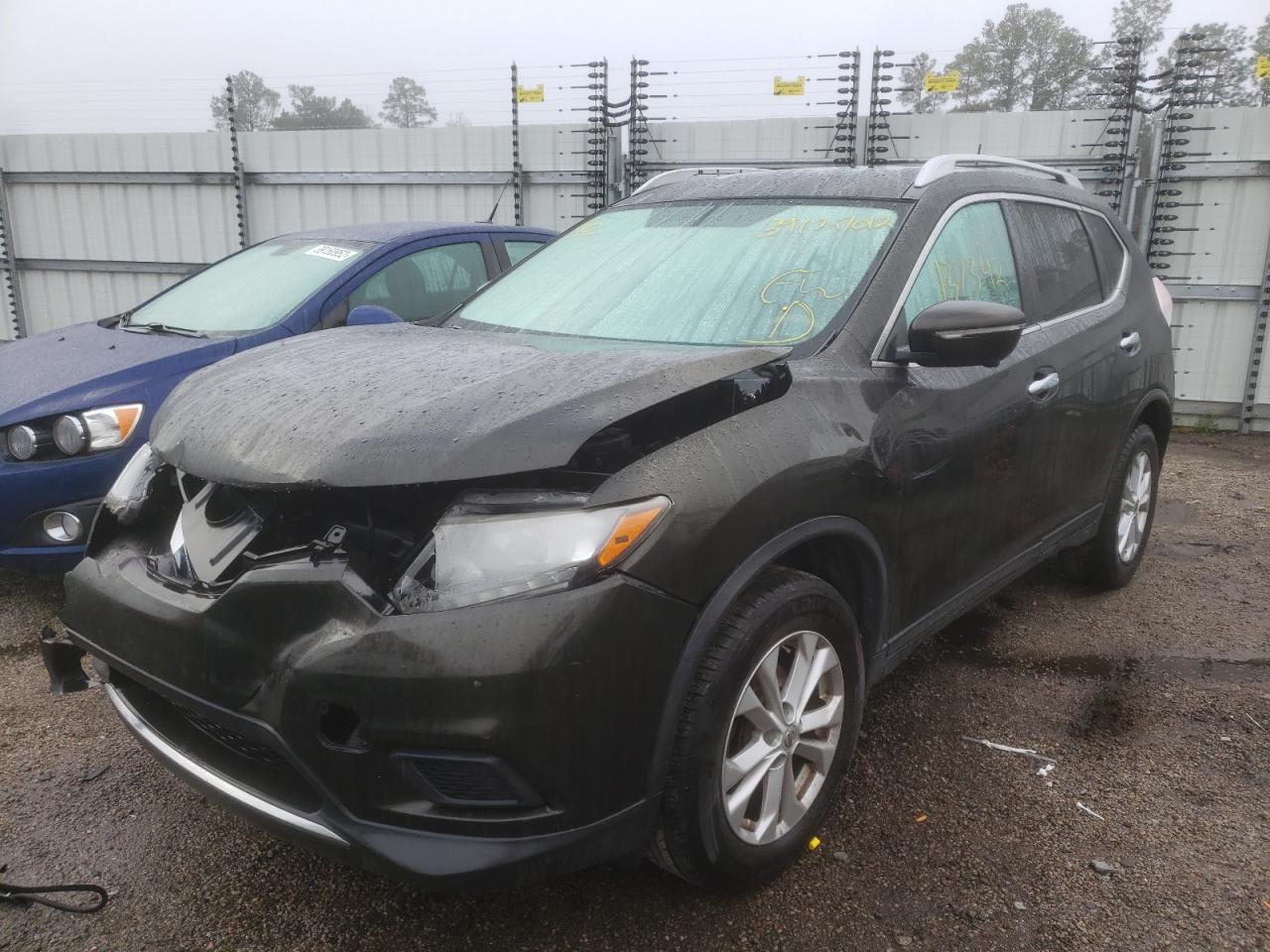 Photo 2 from auction – 2015 NISSAN ROGUE S with VIN KNMAT2MT4FP525462