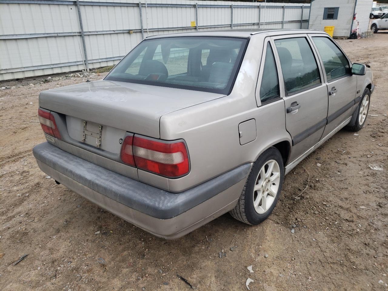 Photo 4 from auction – 1995 VOLVO 850 BASE with VIN YV1LS5532S2253622
