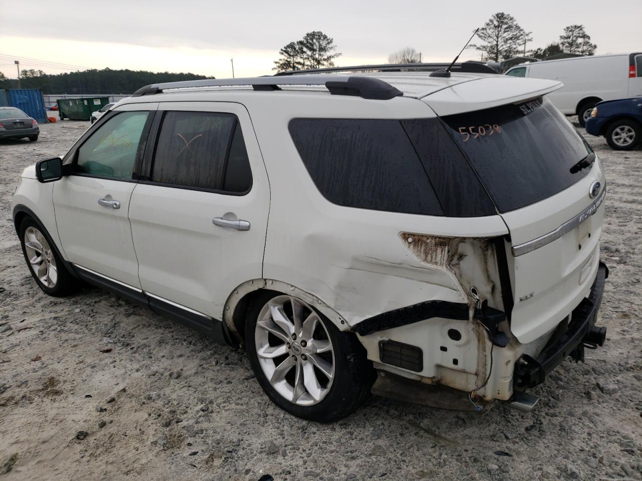 Photo 3 from auction – 2011 FORD EXPLORER X with VIN 1FMHK7D88BGA86198