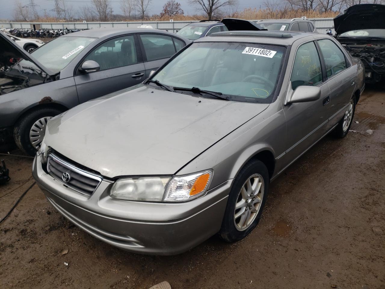 Photo 2 from auction – 2000 TOYOTA CAMRY LE with VIN 4T1BF28K5YU101124