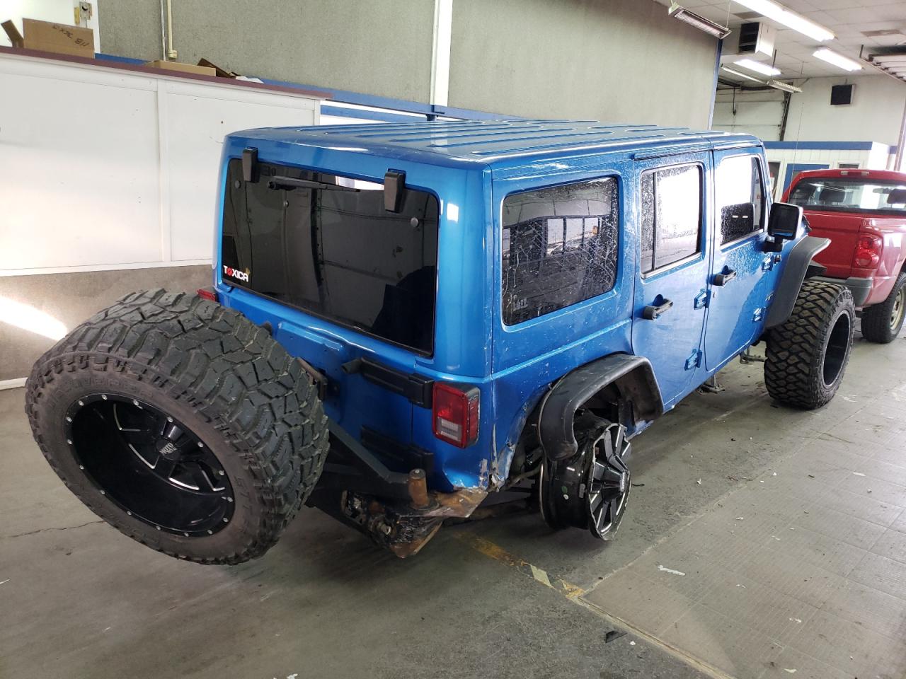 Photo 4 from auction – 2016 JEEP WRANGLER U with VIN 1C4BJWEG8GL240971