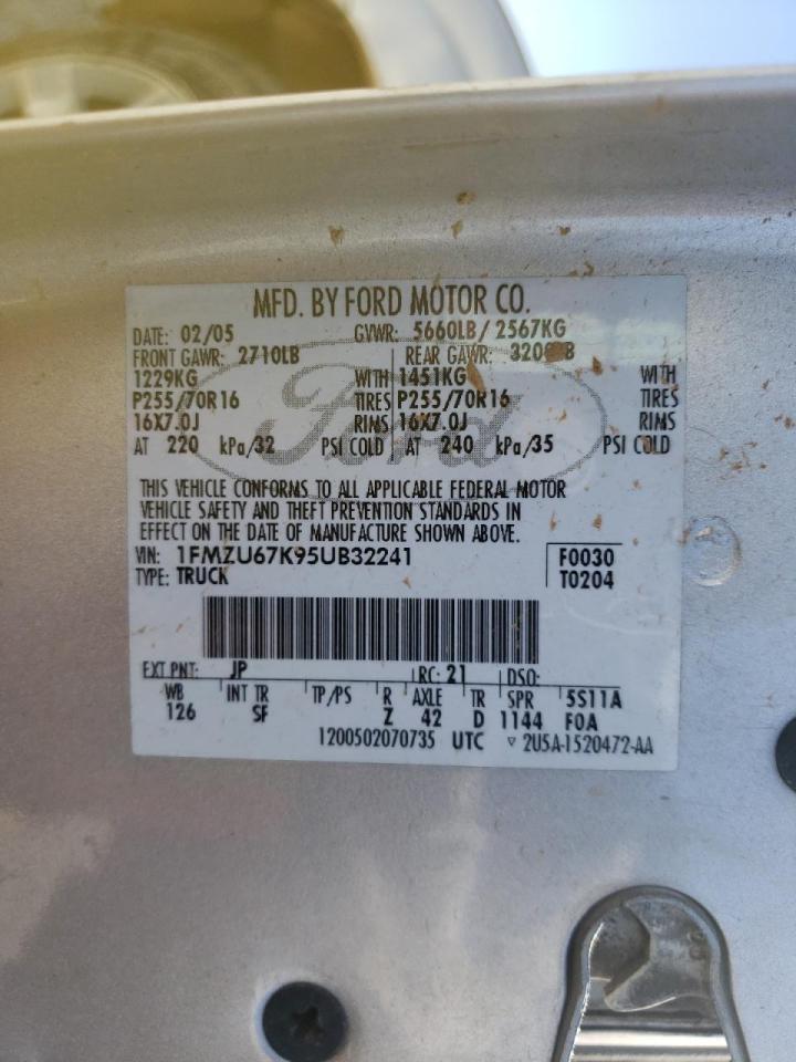 Photo 10 from auction – 2005 FORD EXPLORER S with VIN 1FMZU67K95UB32241