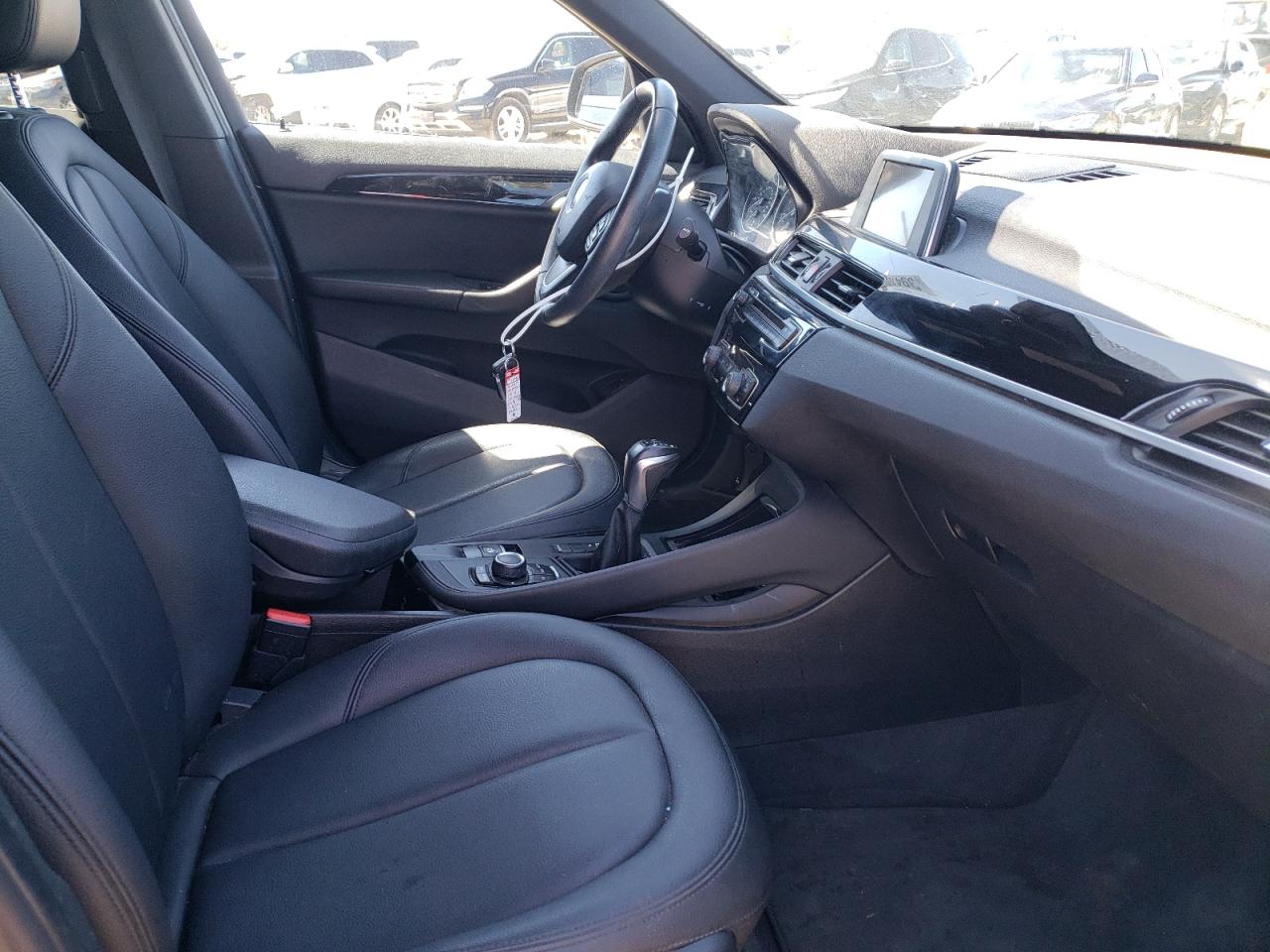 Photo 5 from auction – 2017 BMW X1 SDRIVE2 with VIN WBXHU7C36HP925006