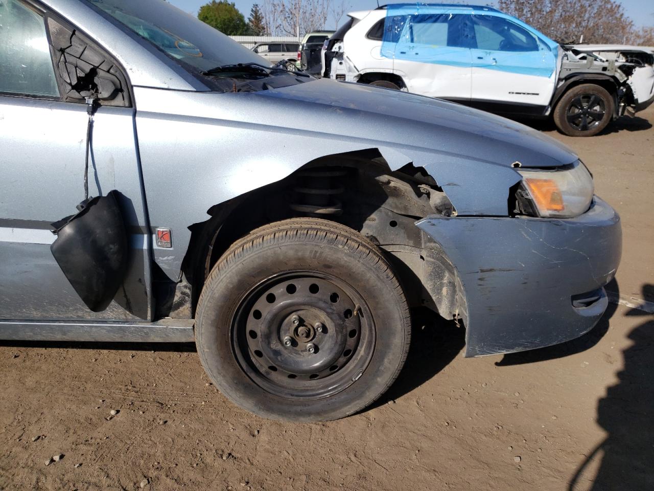 Photo 9 from auction – 2003 SATURN ION LEVEL with VIN 1G8AJ54F63Z180012