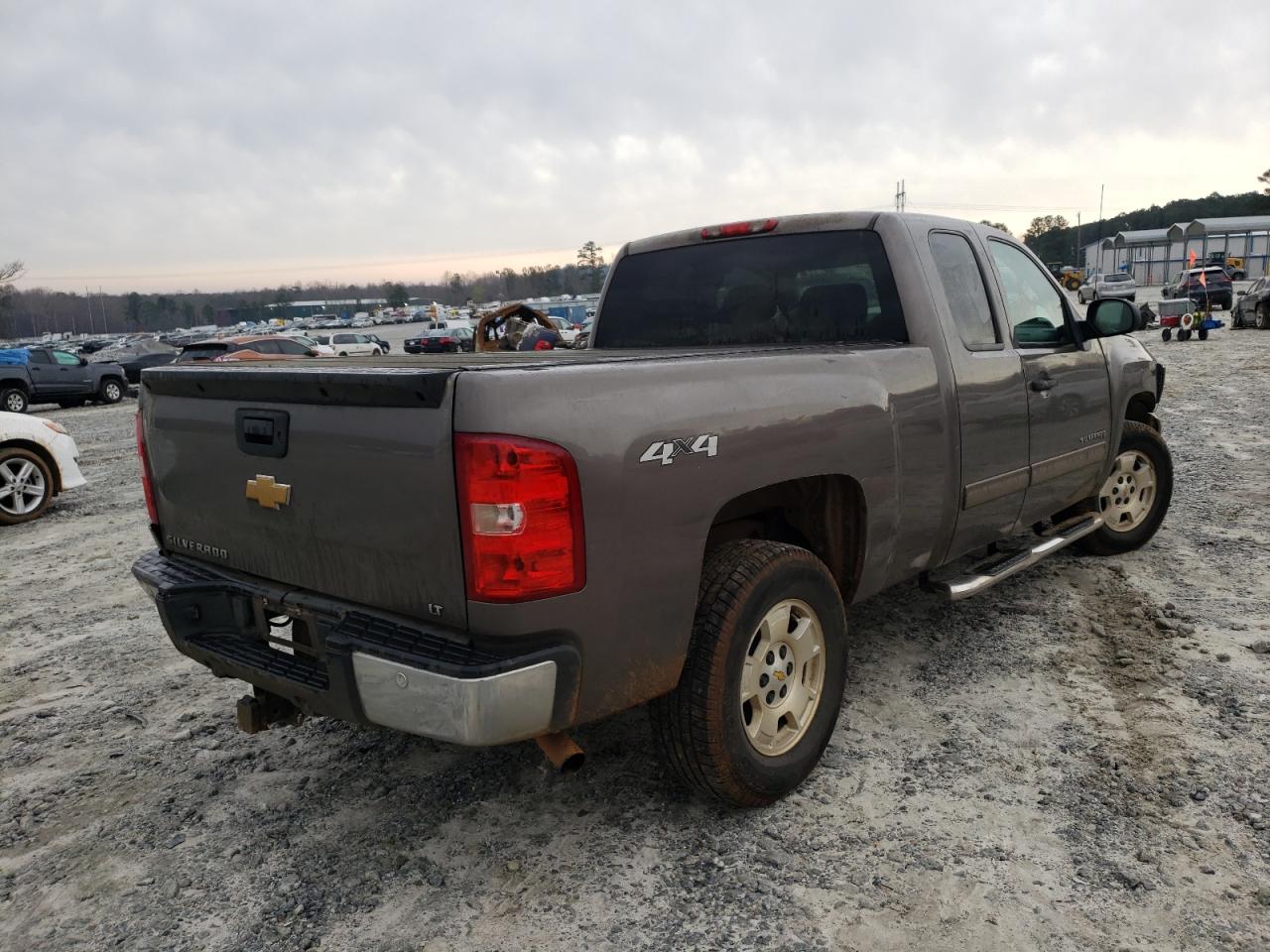 Photo 4 from auction – 2013 CHEVROLET SILVERADO with VIN 1GCRKSE7XDZ168166