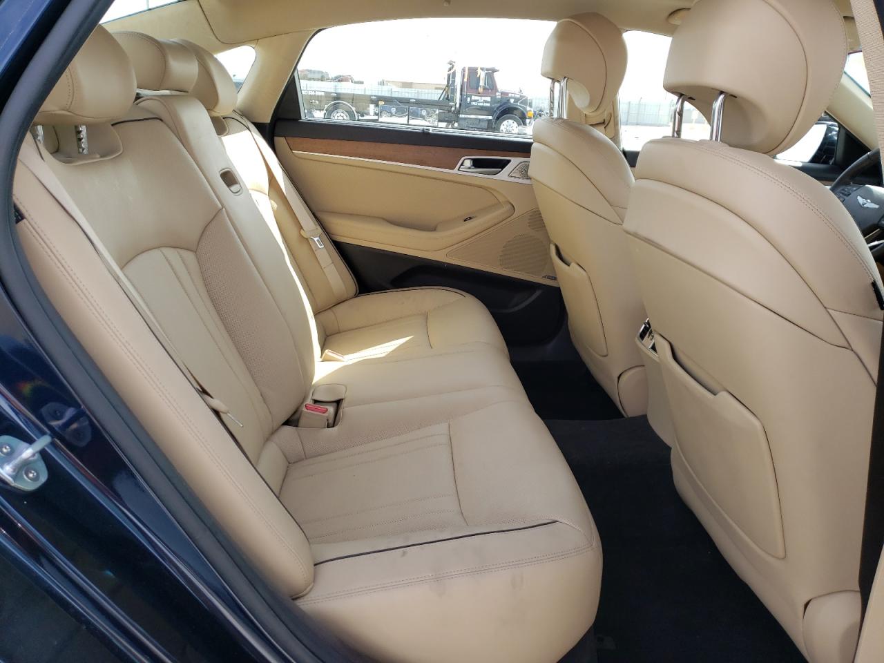 Photo 6 from auction – 2018 GENESIS G80 BASE with VIN KMHGN4JE3JU262344