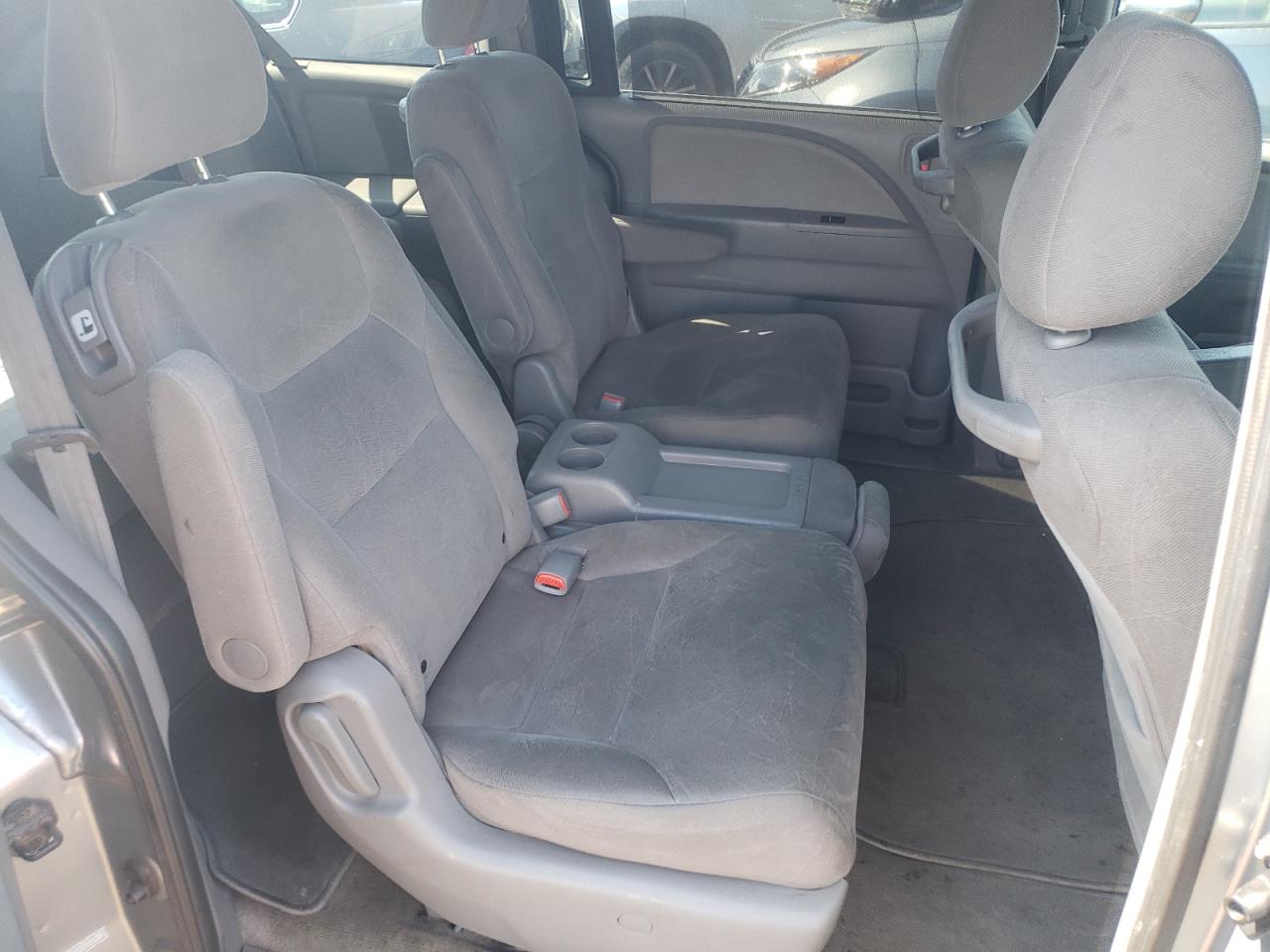 Photo 6 from auction – 2010 HONDA ODYSSEY EX with VIN 5FNRL3H43AB030846