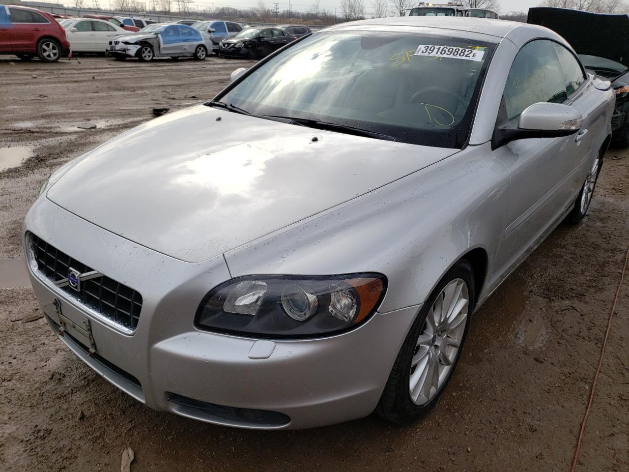 Photo 2 from auction – 2009 VOLVO C70 T5 with VIN YV1MC67219J073088