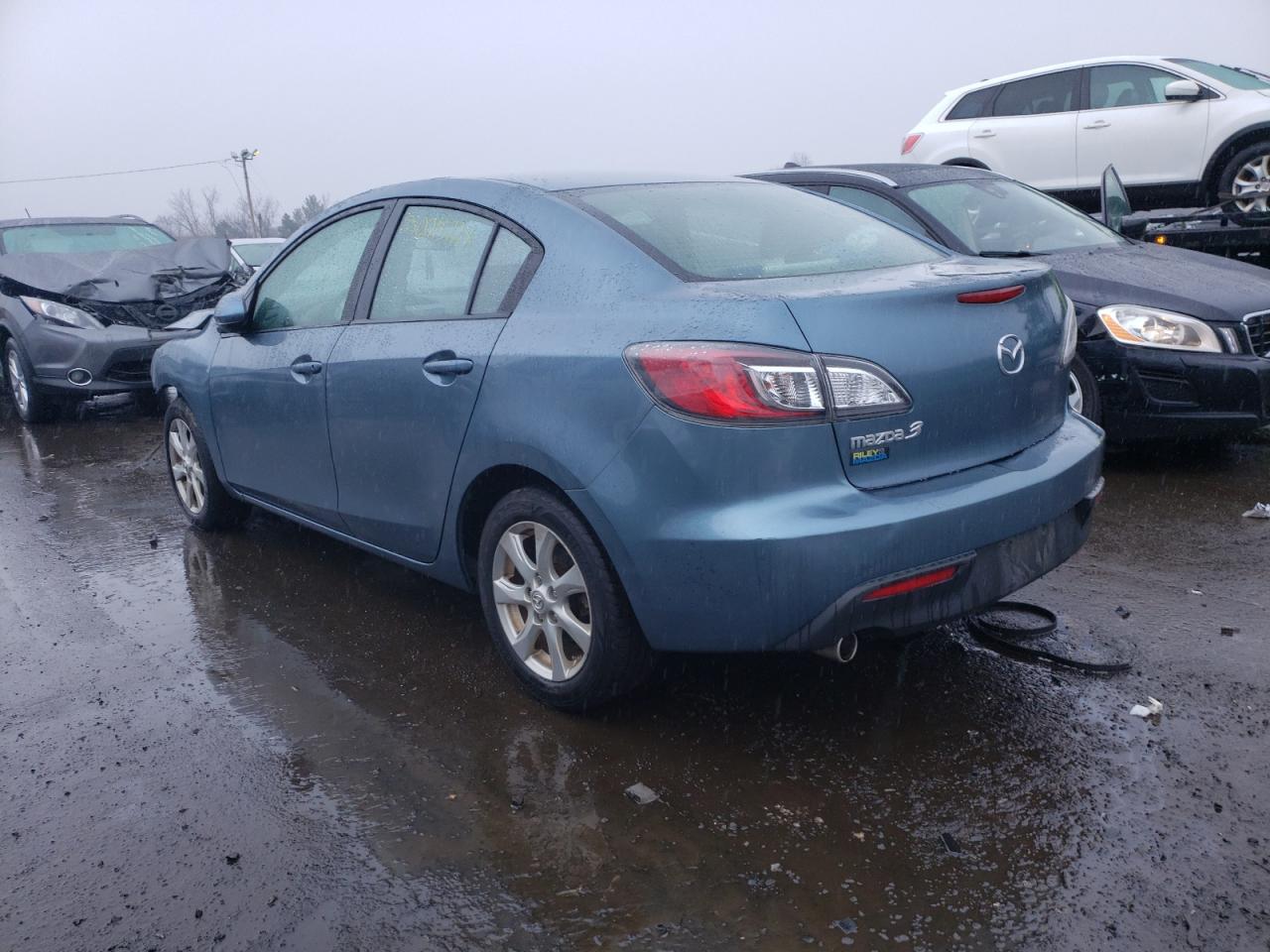 Photo 3 from auction – 2011 MAZDA 3 I with VIN JM1BL1VG0B1458713