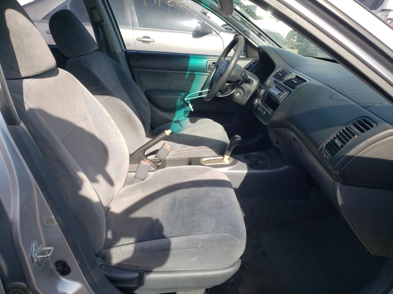 Photo 5 from auction – 2001 HONDA CIVIC LX with VIN 1HGES16571L056978