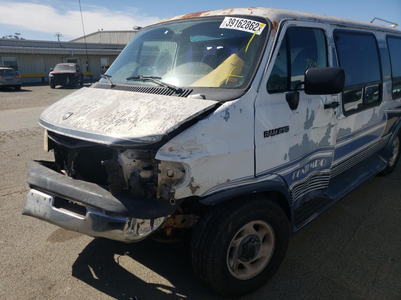 Photo 9 from auction – 1994 DODGE RAM VAN B2 with VIN 2B6HB21Y2RK585306