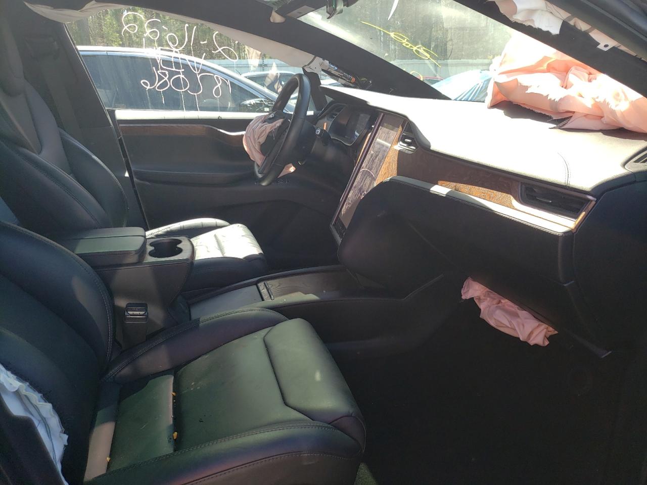 Photo 5 from auction – 2019 TESLA MODEL X with VIN 5YJXCAE28KF182086