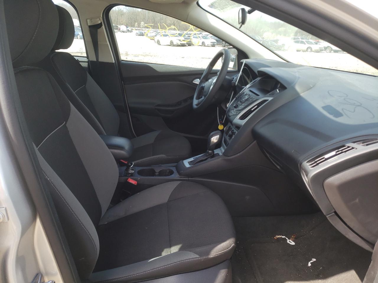 Photo 5 from auction – 2014 FORD FOCUS SE with VIN 1FADP3F2XEL339027