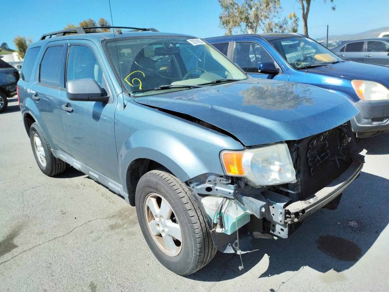 Photo 1 from auction – 2011 FORD ESCAPE XLT with VIN 1FMCU9DG3BKB30208