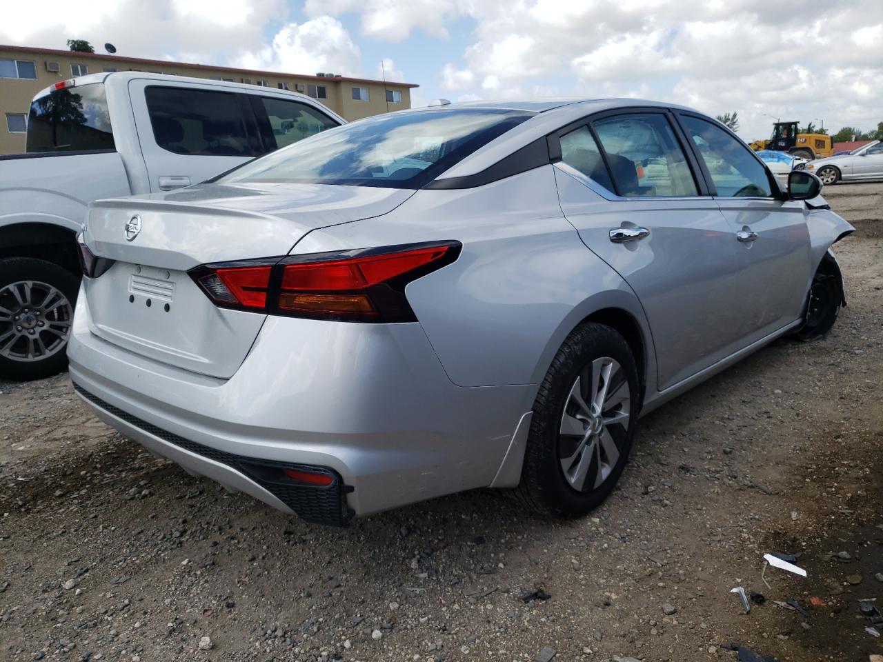 Photo 4 from auction – 2020 NISSAN ALTIMA S with VIN 1N4BL4BV9LC179230