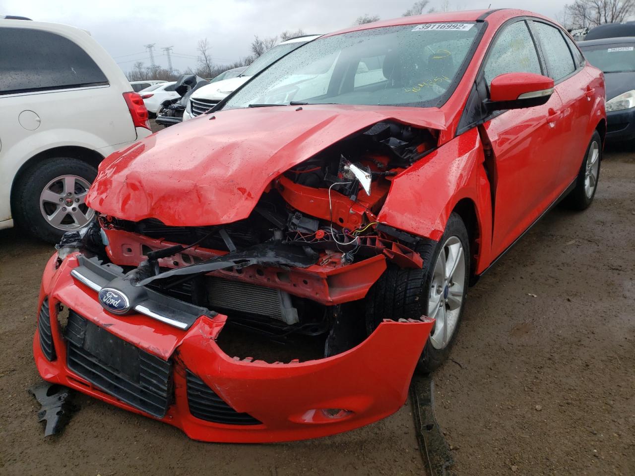 Foto 2 de la subasta – 2014 FORD FOCUS SE con VIN 1FADP3F21EL404251