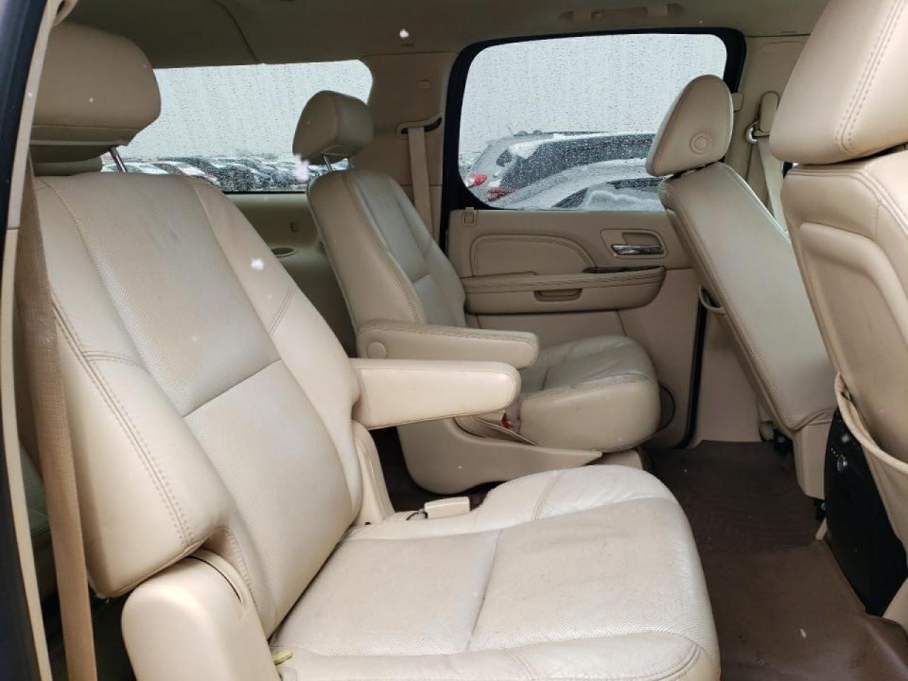 Zdjęcie 6 z aukcji – 2007 CADILLAC ESCALADE E z VIN 1GYFK66817R298207